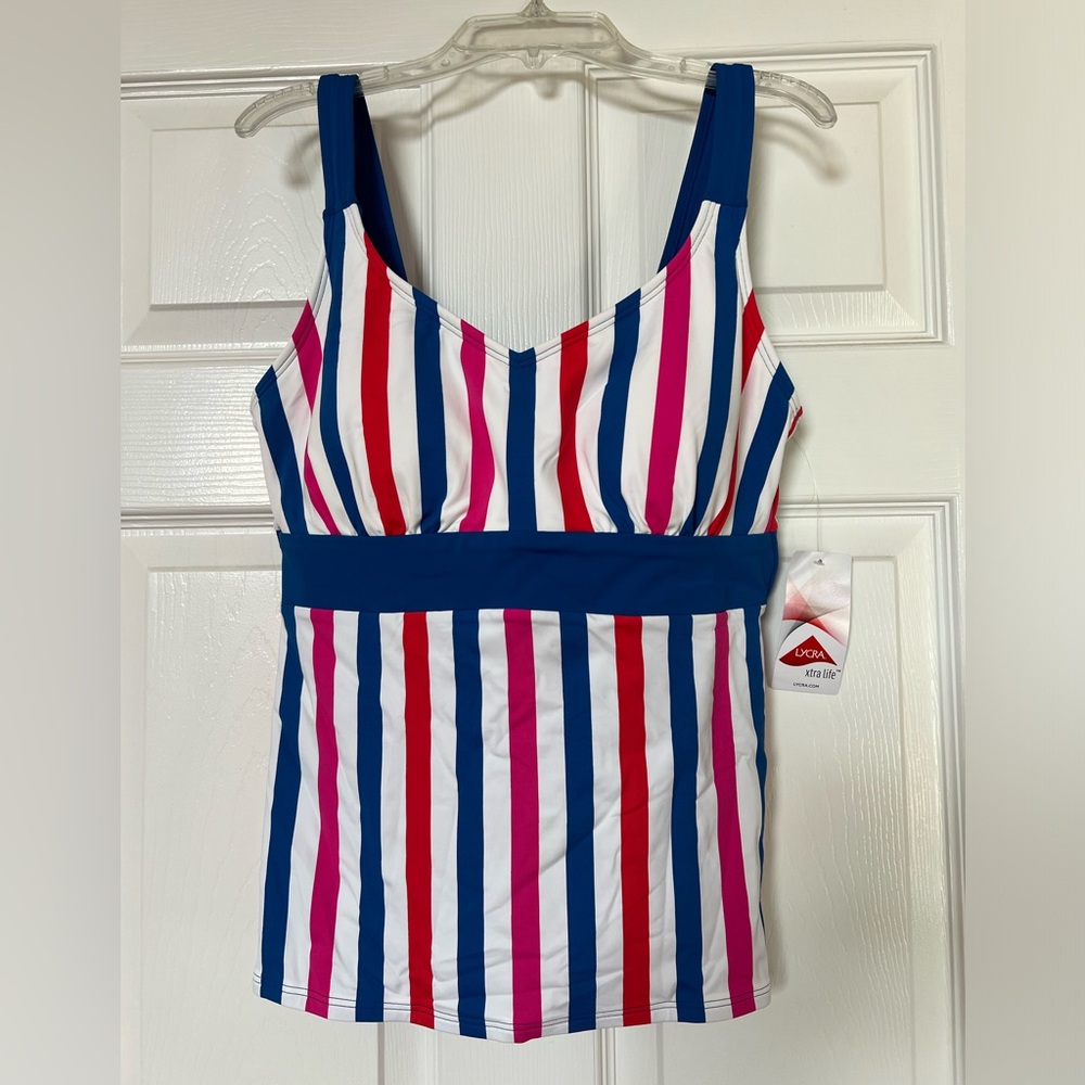 Lands End Women’s reversible tankini